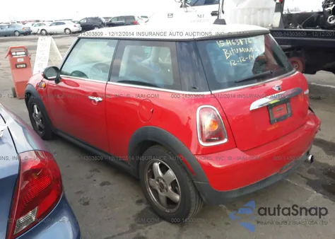 2008 Mini Cooper Hardtop from USA, damaged, VIN WMWMF33518TT68168